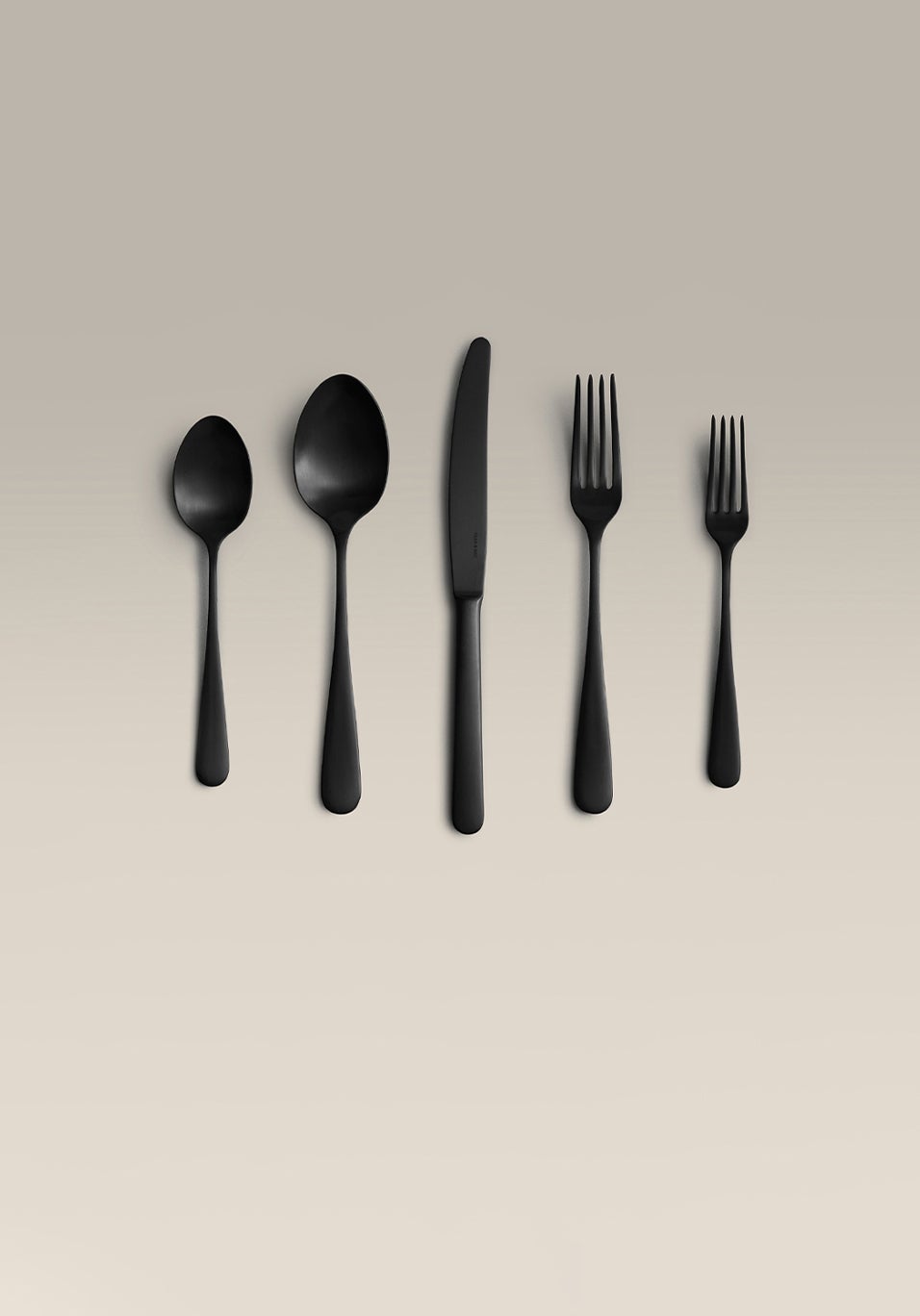 #color_matte-black 
